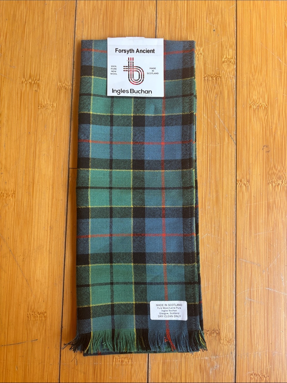 NEW Ingles Buchan Pure Wool Scarf MacLeod of Harris Ancient Tartan Plaid NWT